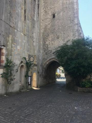 Maison Jeanne D’arc Hébergement de vacances *